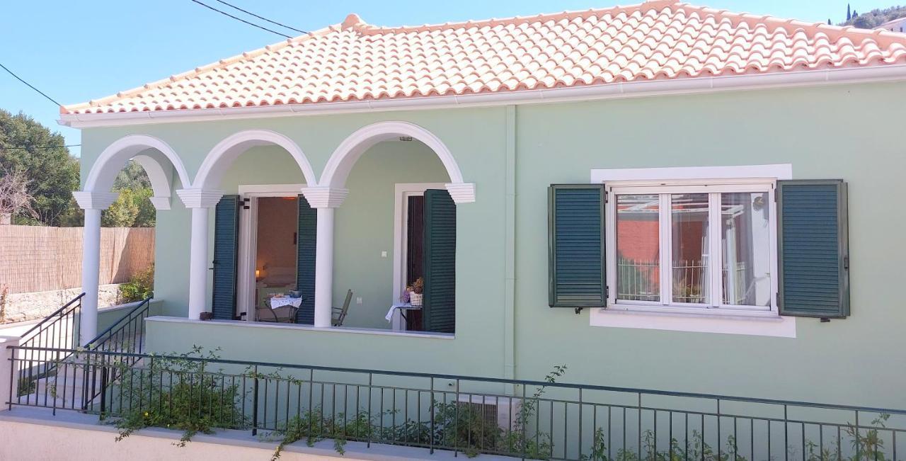 Epameinondas Luxury House Vathy  Buitenkant foto